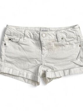 Celebrity Pink White low rise rolled-hem summer shorts  Sz 3 26”W